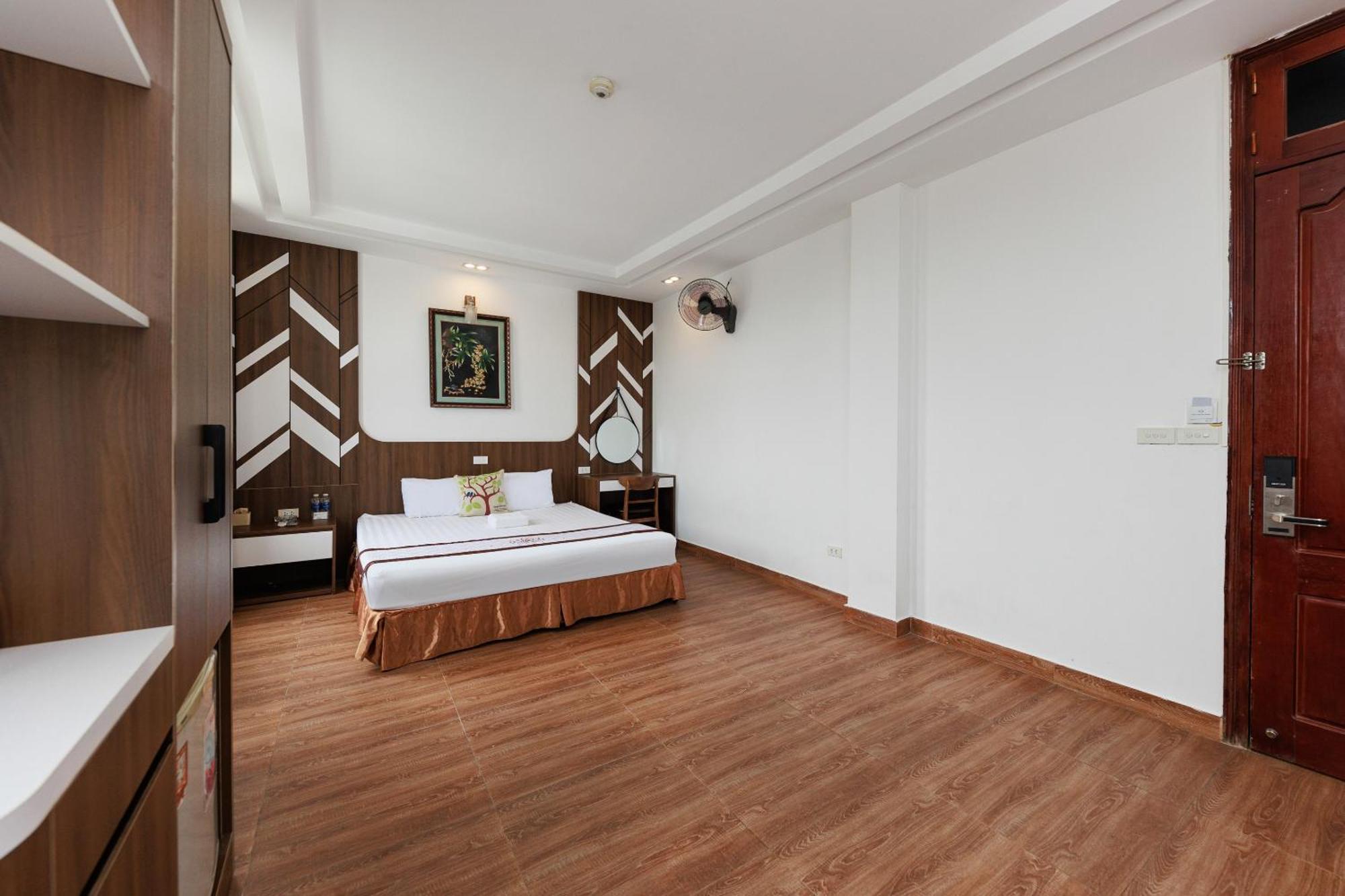 Oyo 472 Lenka Hotel Hanoi Zewnętrze zdjęcie